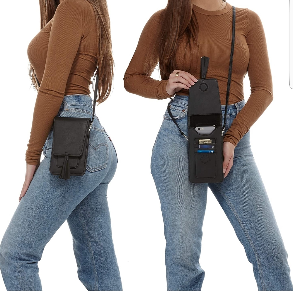 Small Crossbody Bag with Tassle